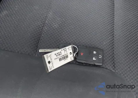 2018 Chevrolet Silverado 1500 1Lt from USA, damaged, VIN 2GCRCREC5J1100901